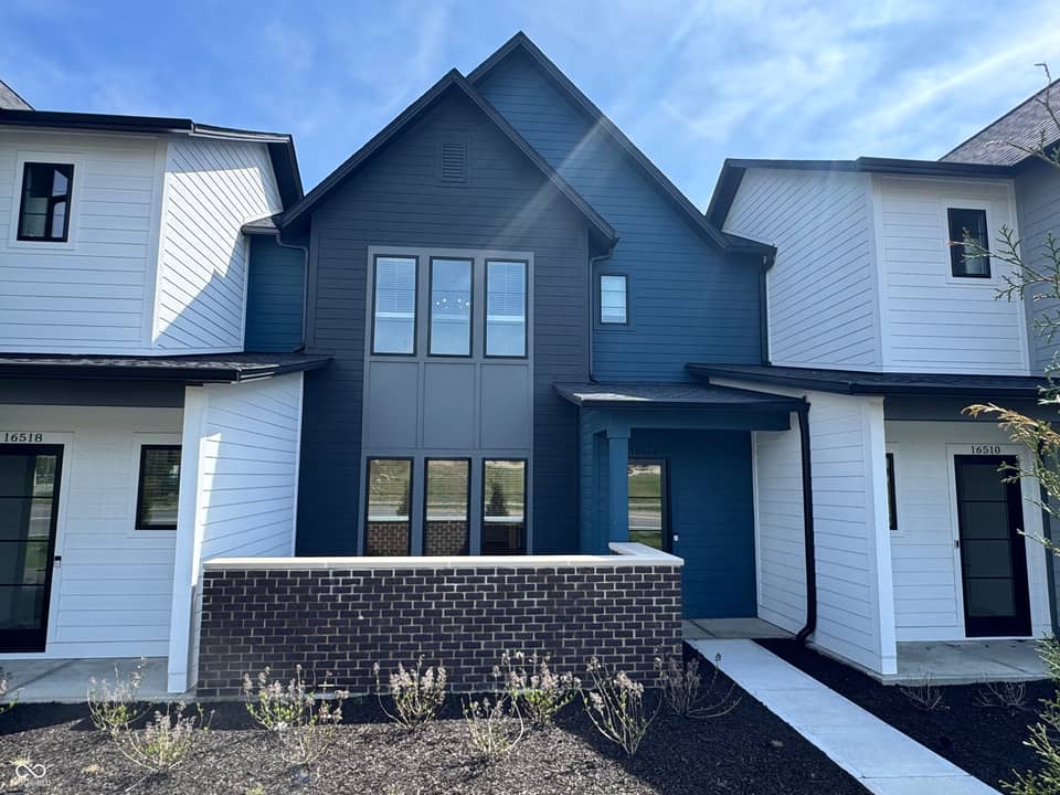 16514 Deerpath Way, Westfield