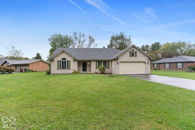 2410 S College Hills Drive, Hanover, IN 47243, photo 4 of 32