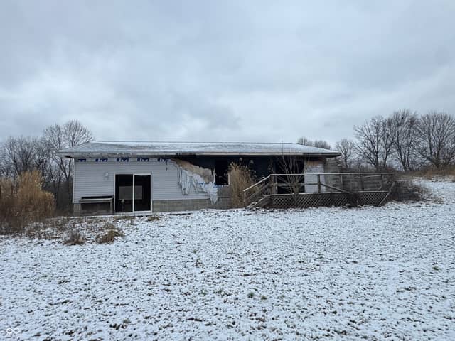348 W Middle Street, Rosedale, IN 47874, photo 4 of 10