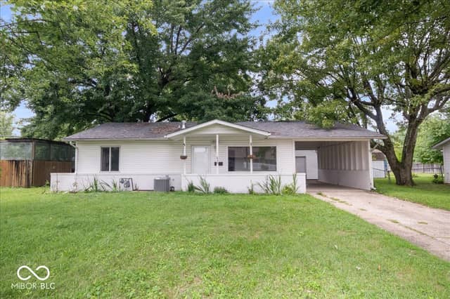 638 Sweetbriar Avenue, Whiteland, IN 46184, photo 3 of 26