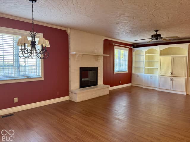 902 Southwood Drive, Indianapolis, IN 46227, photo 4 of 24