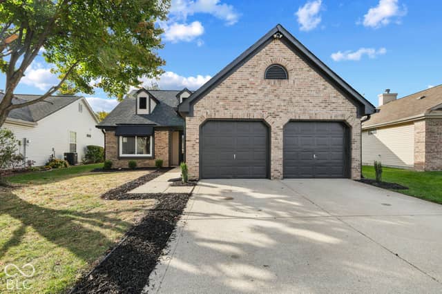 134 Tracy Ridge Boulevard, Whiteland, IN 46184, photo 2 of 35