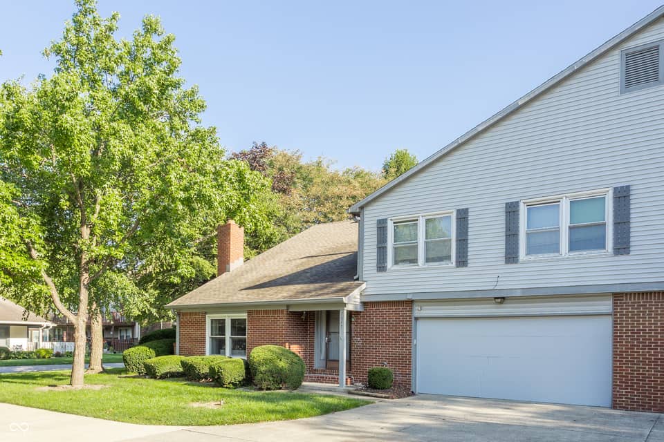 7547 Farm View Circle E, Indianapolis, IN 46256, photo 1 of 34