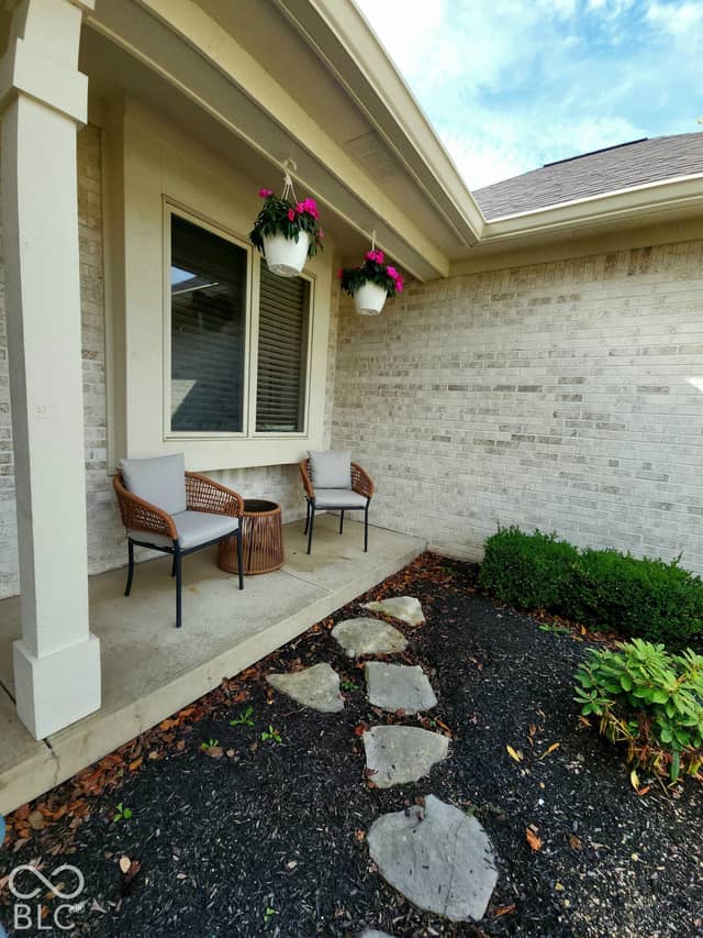 2673 Waldon Court, Greenwood, IN 46143, photo 4 of 69