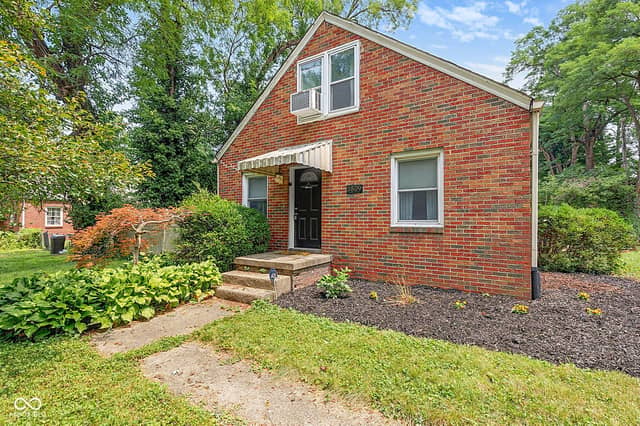 5509 S Randolph Street, Indianapolis, IN 46227, photo 3 of 37