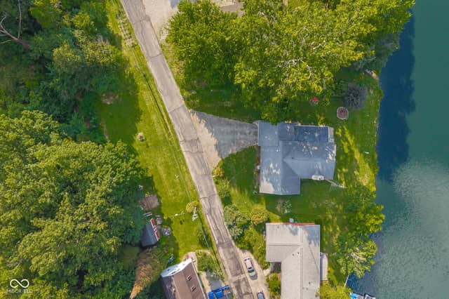 8614 W Dam Road, Columbus, IN 47201, photo 4 of 49