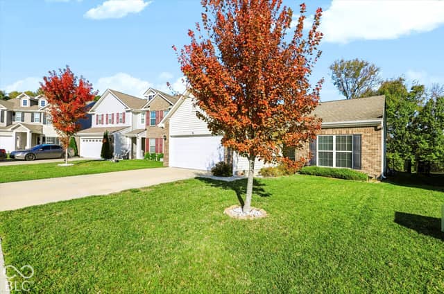 10710 Jimmy Lake Drive, Indianapolis, IN 46239, photo 2 of 39