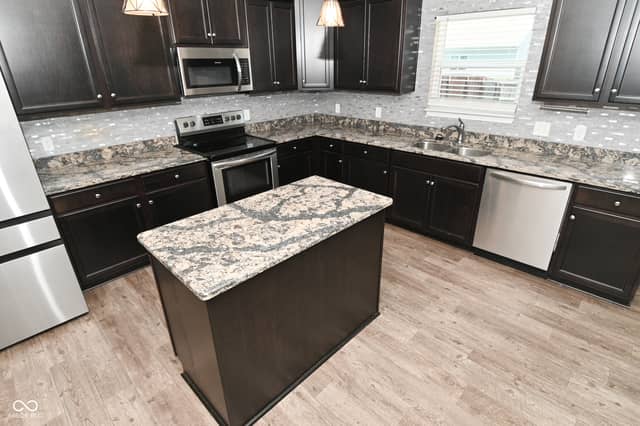 940 Sagittarius Avenue, Franklin, IN 46131, photo 5 of 19