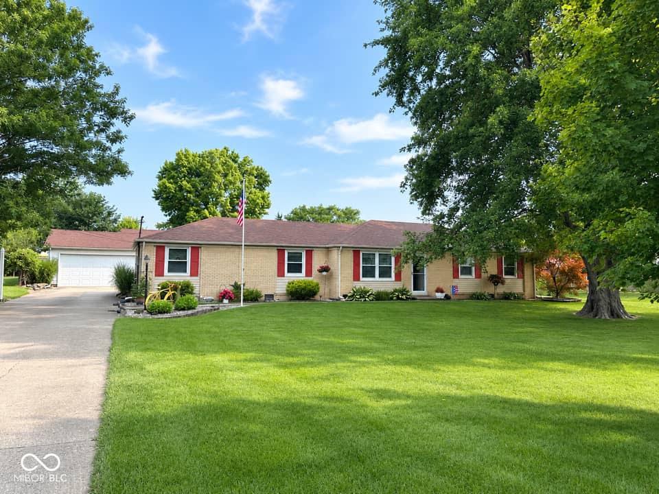 2498 E 100 N, Anderson
