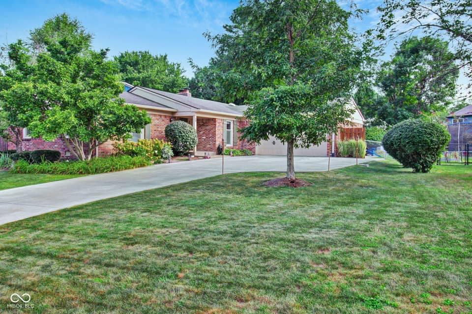820 Hickory Way, Noblesville