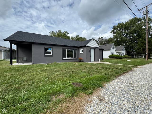 9615 S Olive, Muncie, IN 47302, photo 2 of 16