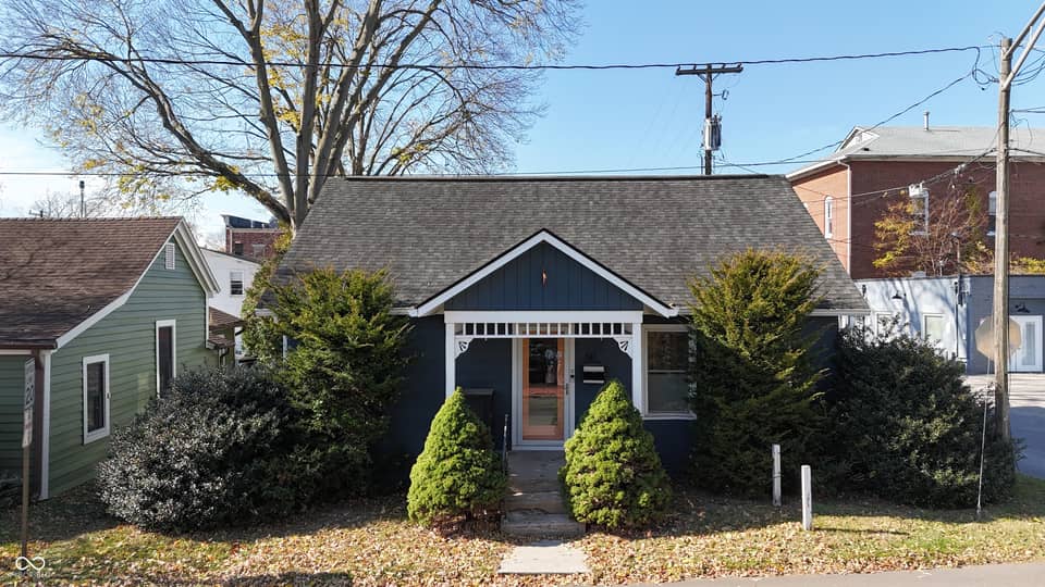 60 S Elm Street, Zionsville