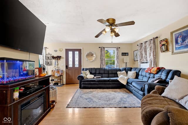 204 E Franklin Avenue E, Arcadia, IN 46030, photo 5 of 25