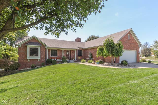 3259 Buckmoor Parkway, Greenwood, IN 46143, photo 4 of 57