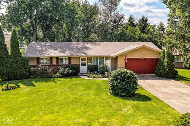136 Lantern, Carmel, IN 46032, photo 4 of 34
