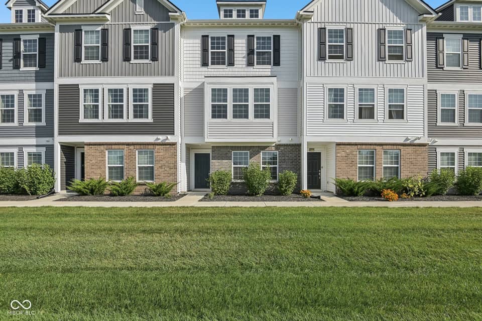 707 Axford Bay Drive, Westfield