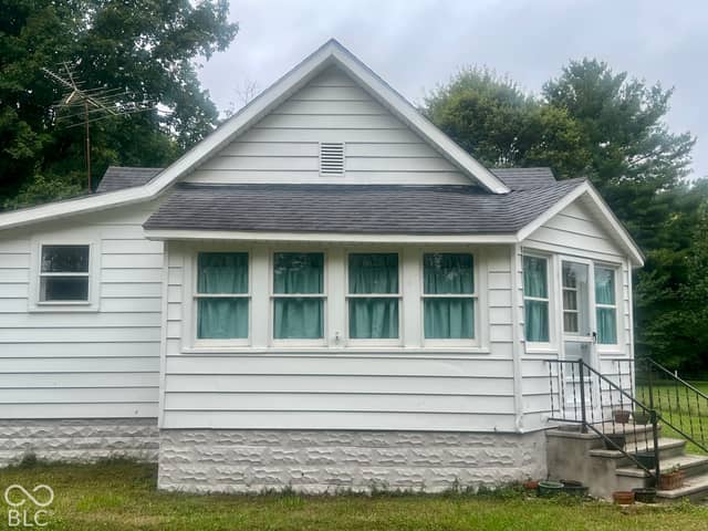5090 S Neet Road, Rockville, IN 47872, photo 2 of 14