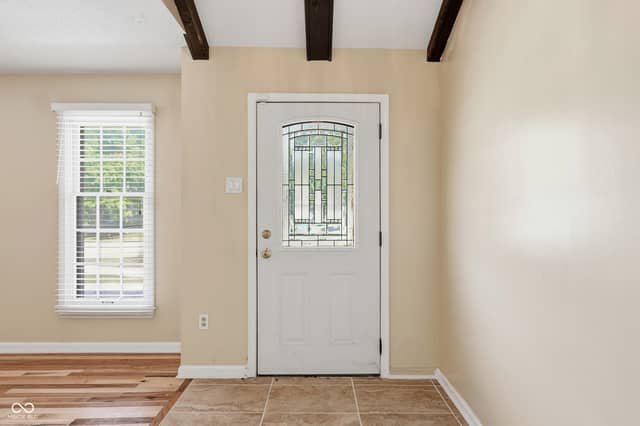 7437 Cotherstone Court, Indianapolis, IN 46256, photo 4 of 47
