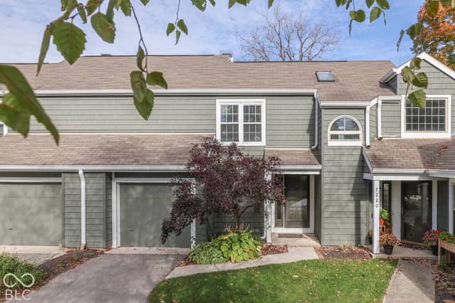 7218 Harbour Isle, Indianapolis, IN 46240, photo 3 of 42