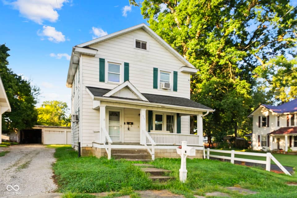 317 W Thompson Street, Sullivan