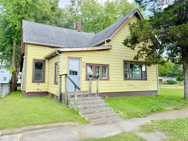 710 Miller Avenue, Shelbyville, IN 46176, photo 3 of 51
