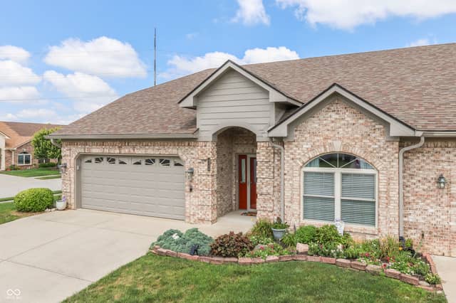 4206 Parma Court, Indianapolis, IN 46237, photo 3 of 40