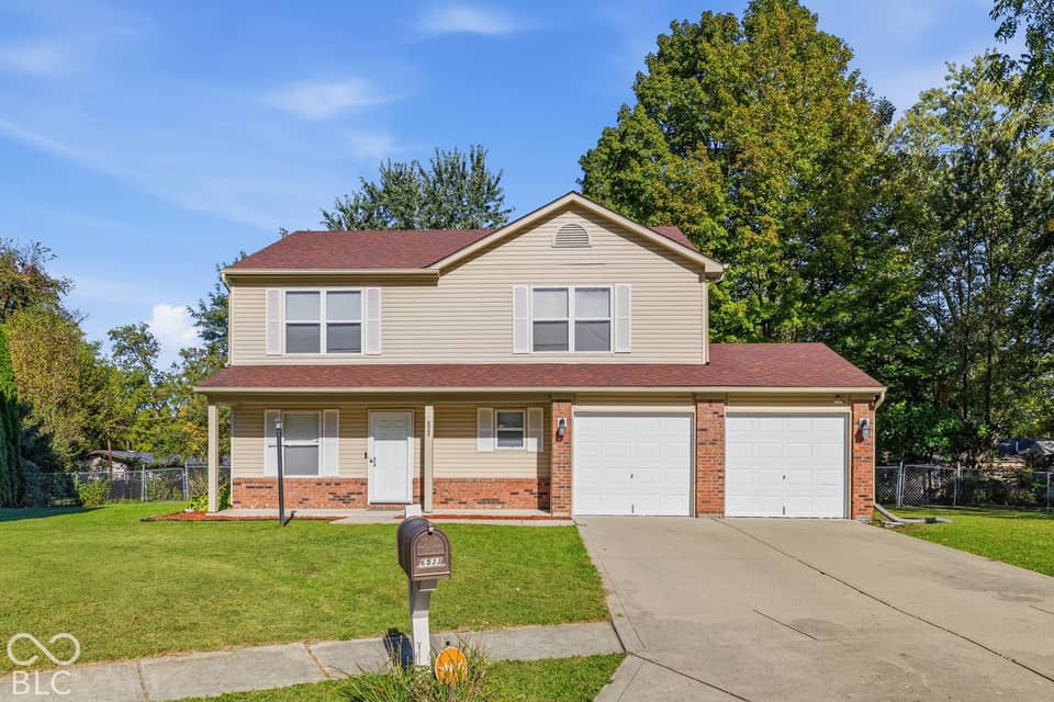 6533 Crandall Circle, Indianapolis, IN 46260, photo 1 of 37