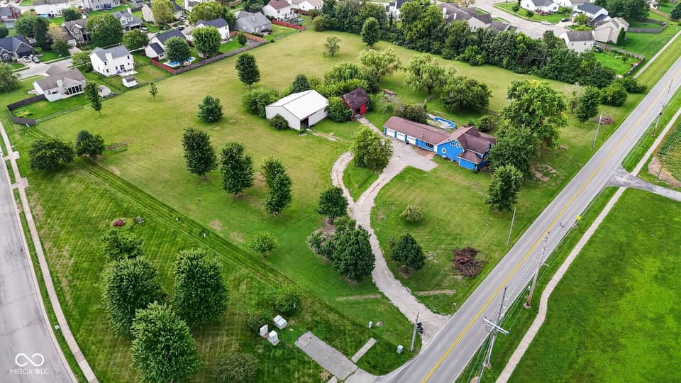 1301 Averitt Road, Greenwood