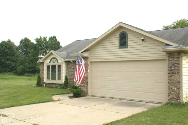 4011 W Till Road, Fort Wayne, IN 46818, photo 3 of 26