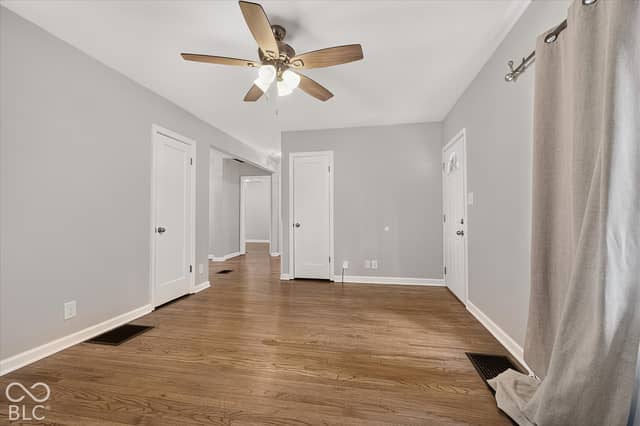 5684 Norwaldo Avenue, Indianapolis, IN 46220, photo 4 of 25
