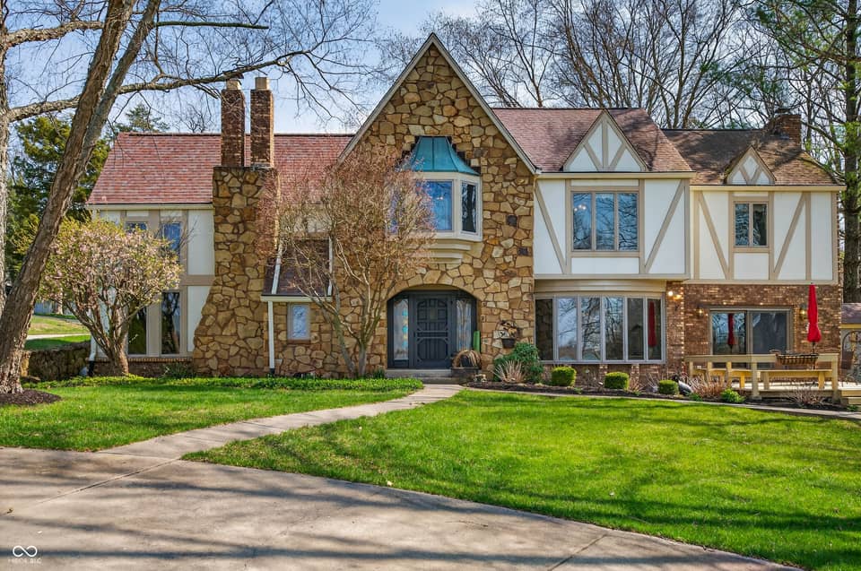 995 E Skyline Drive, Brownstown
