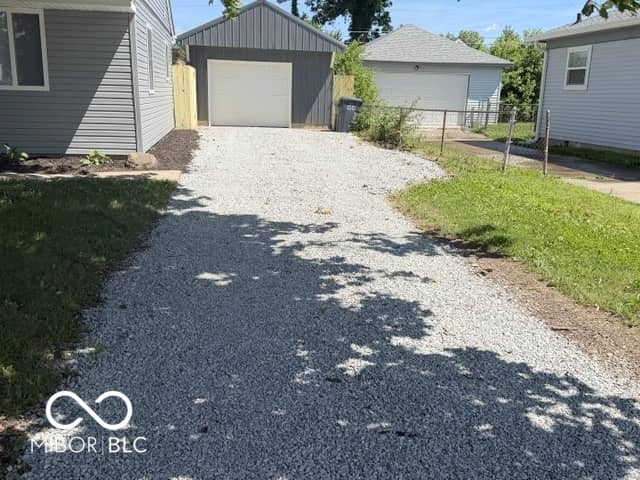 2742 W 18th Street, Anderson, IN 46011, photo 5 of 44