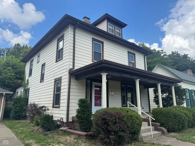 210 E 7th Street, Rushville, IN 46173, photo 3 of 43