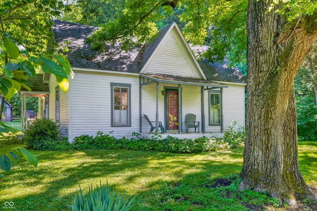 1021 Combs Road, Nashville, IN 47448, photo 2 of 120
