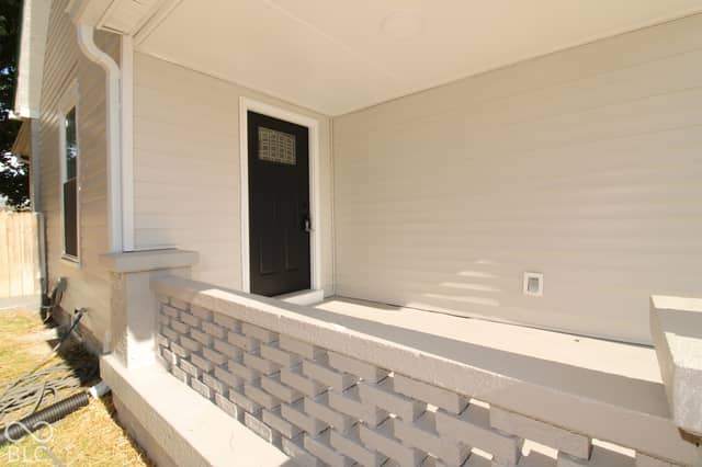 50 W Poplar Street, North Vernon, IN 47265, photo 3 of 19