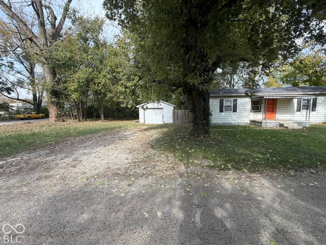 5244 E 27th Street, Indianapolis, IN 46218, photo 3 of 5
