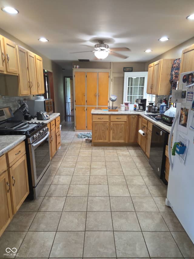 7518 E 1075 N, Indianapolis, IN 46259, photo 3 of 18