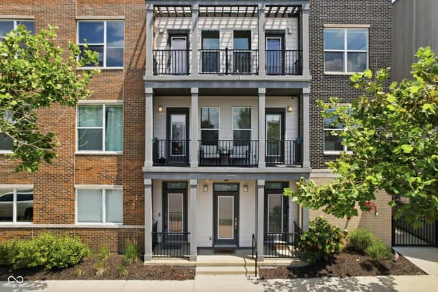 727 N Illinois Street #104, Indianapolis, IN 46204, photo 2 of 41