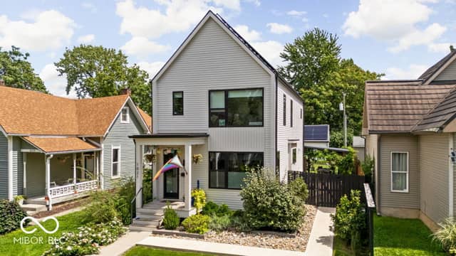 1021 Tecumseh Street, Indianapolis, IN 46201, photo 2 of 57