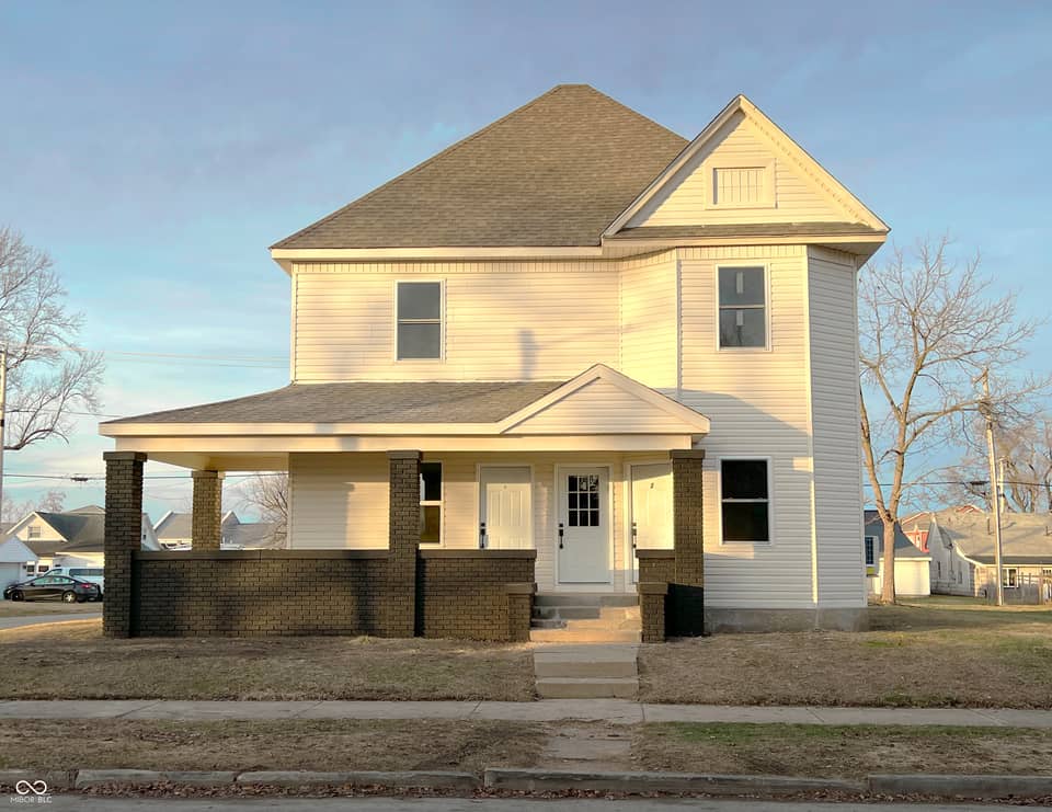 1702 S E Street, Elwood