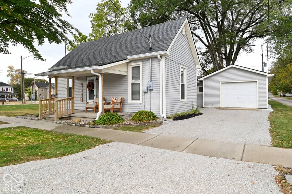 10 N Broadway, North Salem, IN 46165, photo 1 of 14
