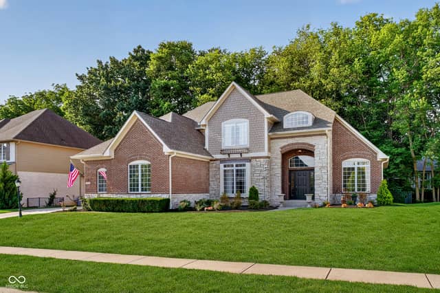 13712 Fairwood Drive, Fishers, IN 46055, photo 3 of 44