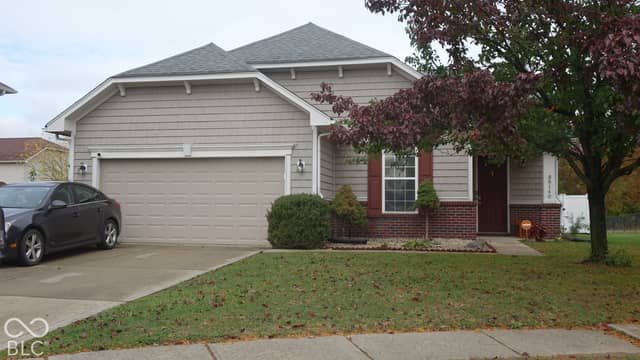 8140 Harshaw Drives, Indianapolis, IN 46239, photo 4 of 40