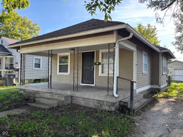 2131 N Dequincy Street, Indianapolis, IN 46218, photo 2 of 22