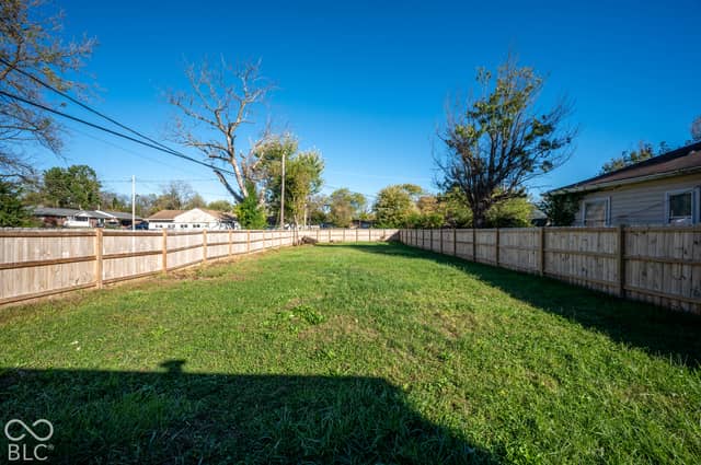 3145 Stuart, Indianapolis, IN 46218, photo 4 of 29