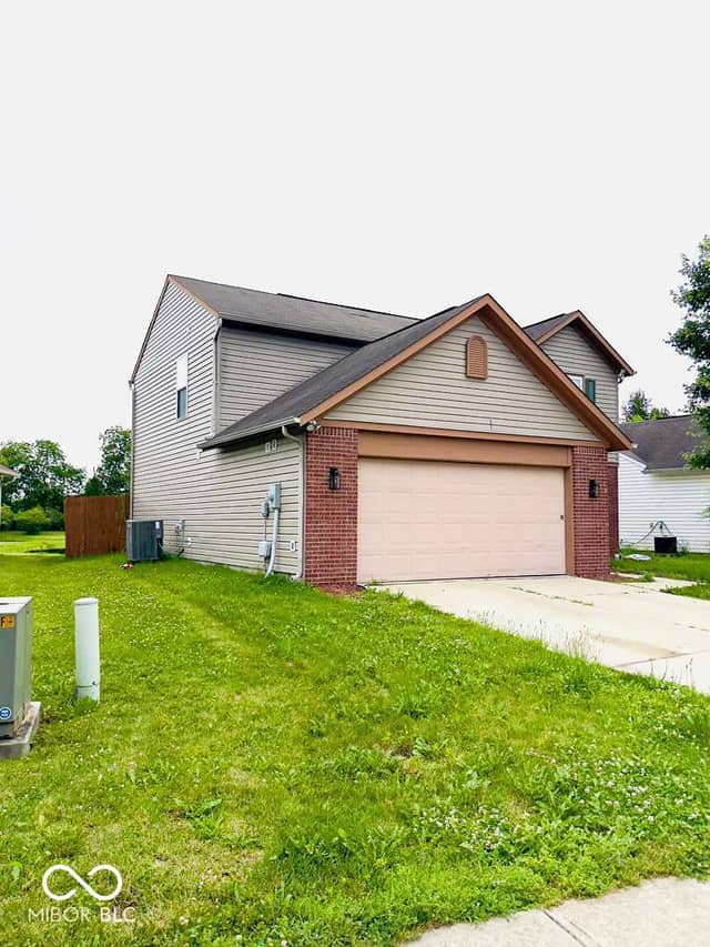 3827 Hornickel Drive, Indianapolis, IN 46235, photo 4 of 19