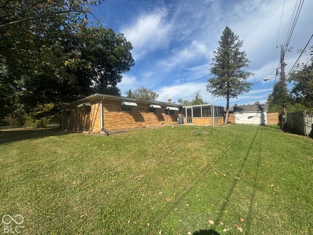 2905 Shady Oak, Indianapolis, IN 46229, photo 4 of 13