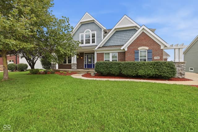 17204 Bluestone, Noblesville, IN 46062, photo 3 of 59