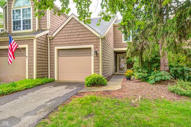 7459 Quincy Court, Indianapolis, IN 46254, photo 2 of 25