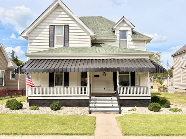422 W Mechanic Street, Shelbyville, IN 46176, photo 4 of 34